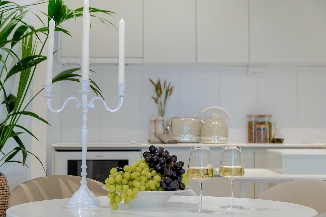 The Pleasurist - Apartment With Private Heated Pool And Terrace 스플리트 외부 사진