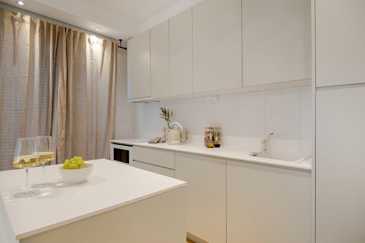 The Pleasurist - Apartment With Private Heated Pool And Terrace 스플리트 외부 사진