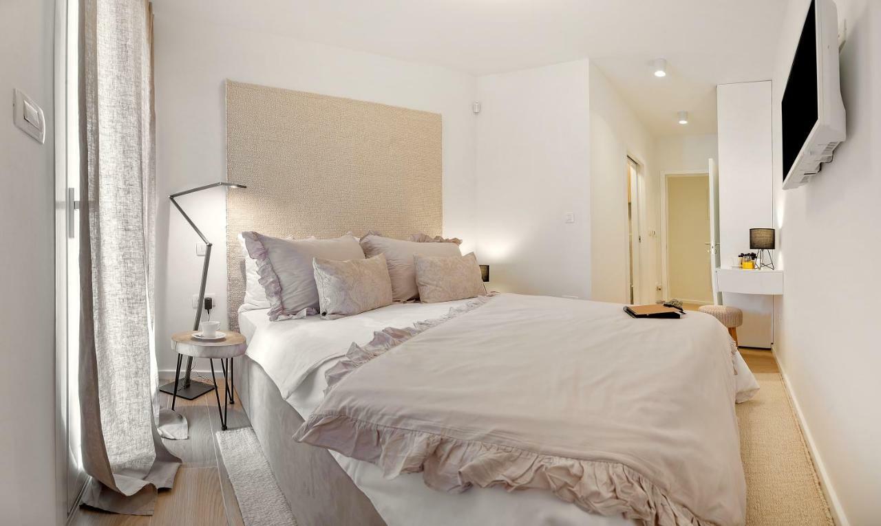 The Pleasurist - Apartment With Private Heated Pool And Terrace 스플리트 외부 사진